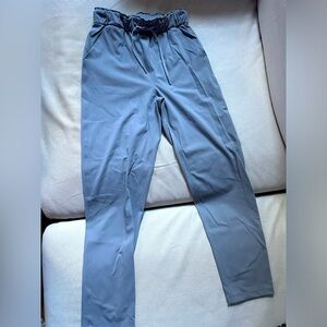 Women’s Lulu Lemon Joggers (Like New)